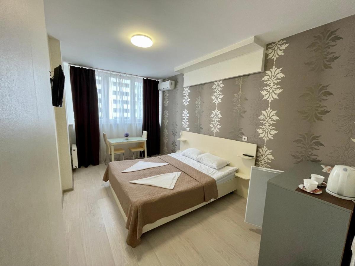 East Residence Kyiv Exterior foto