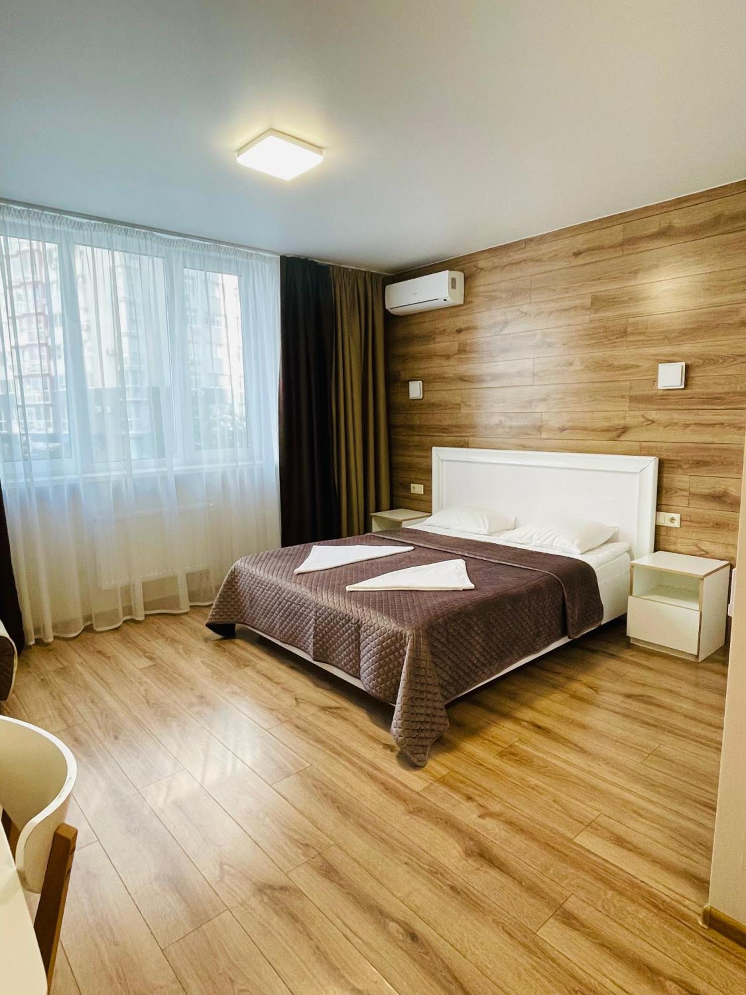 East Residence Kyiv Exterior foto